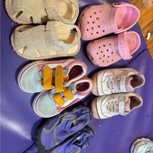 Lot of 5.5 kids shoes crocs,vans, stridrite